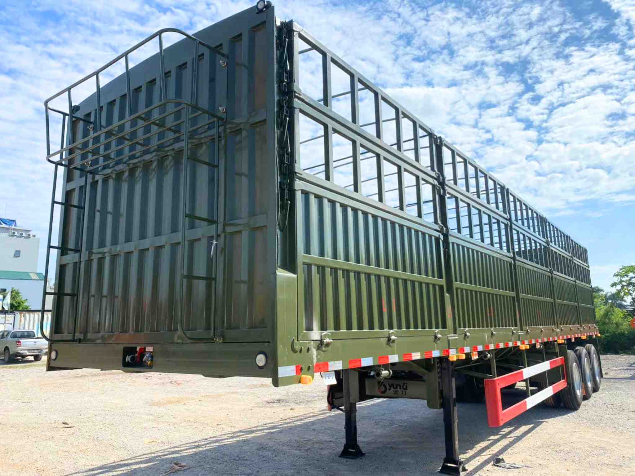 Mooc Lồng Khung Mui Yunli 40 FT 12.4M